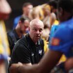 Antrenorul Brisbane Bullets Stu Lash renunta imediat
