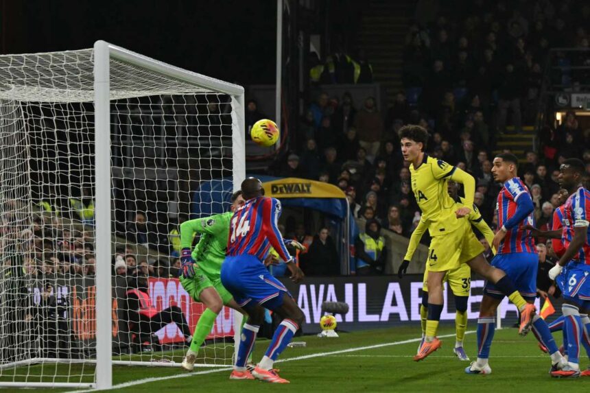 Archie Gray marcheaza primul gol al carierei in timp ce Tottenham castiga impotriva unei echipe Crystal Palace risipitoare