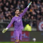 Arsenal arat interes pentru promitatorul portar al lui Dortmund Ramaj