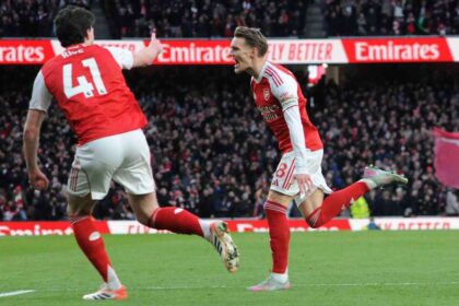 Arsenal invinge cu usurinta Brighton si revine pe primul loc in Premier League