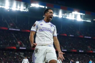 Aston Villa invinge la limita Basel in Europa League cu golul lui Tielemans