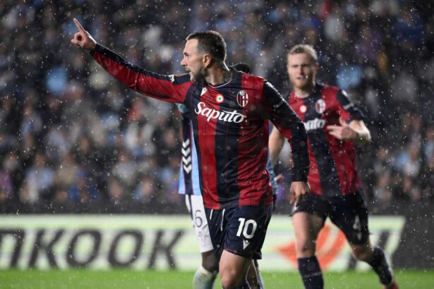 Bernardeschi marcheaza doua goluri in timp ce Bologna obtine o victorie vitala impotriva Celta intr un Vigo plin de ploaie
