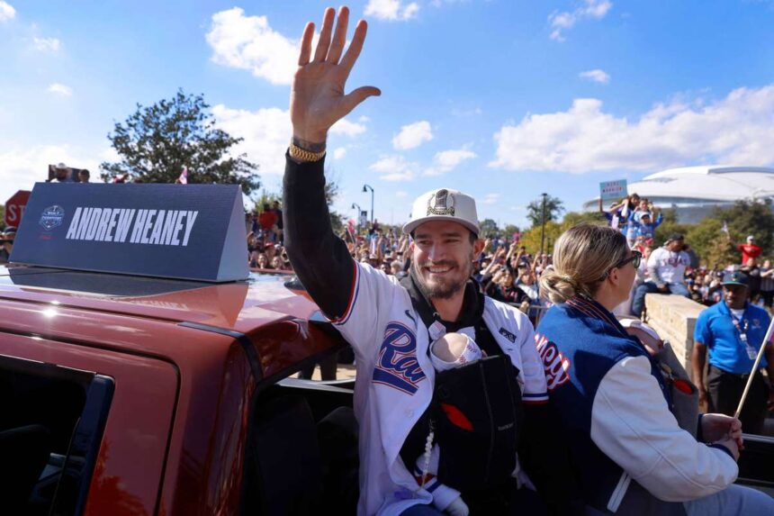 Campion World Series Andrew Heaney se retrage din MLB dupa 12 sezoane