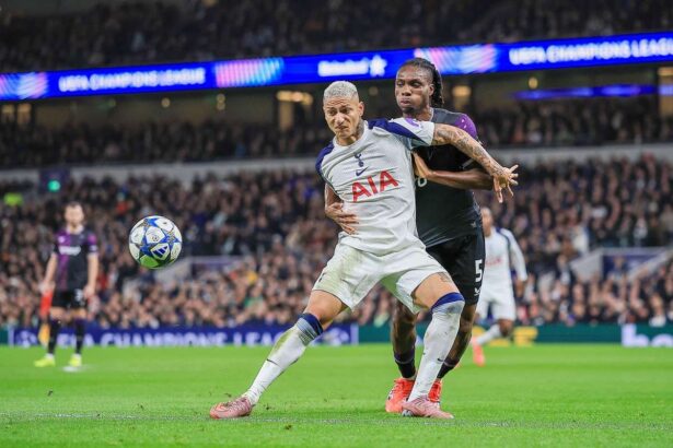 EXCLUSIV Igoh Ogbu regreta penaltiul cu Spurs dar ramane pozitiv in legatura cu sansele europene ale Slaviei