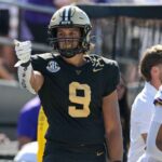Eli Stowers de la Vanderbilt este primul care castiga Premiul John Mackey