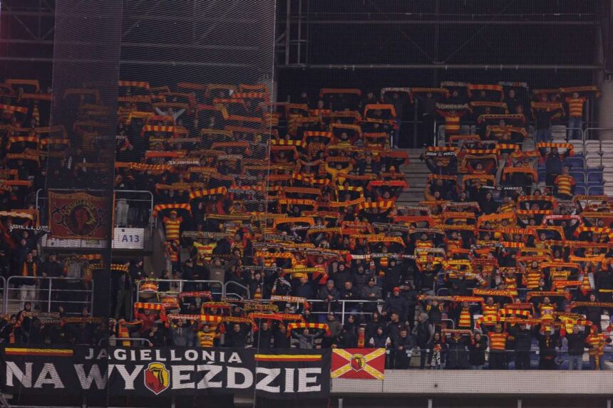 Fanii Rayo Vallecano Raniti in Atac de Huligani Polonezi