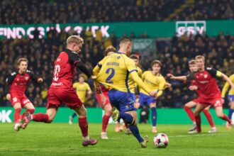 Fredericia obtine victorie uluitoare impotriva lui Brondby cu noua jucatori dupa opt infrangeri consecutive