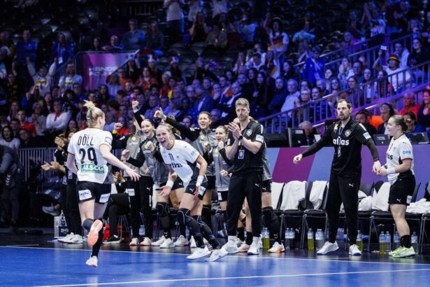Germania socheaza Franta pentru a ajunge la prima Finala a Campionatului Mondial dupa 32 de ani