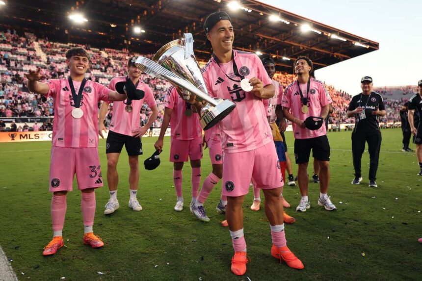 Luis Suarez semneaza un contract pe un an cu Inter Miami pentru sezonul 2026