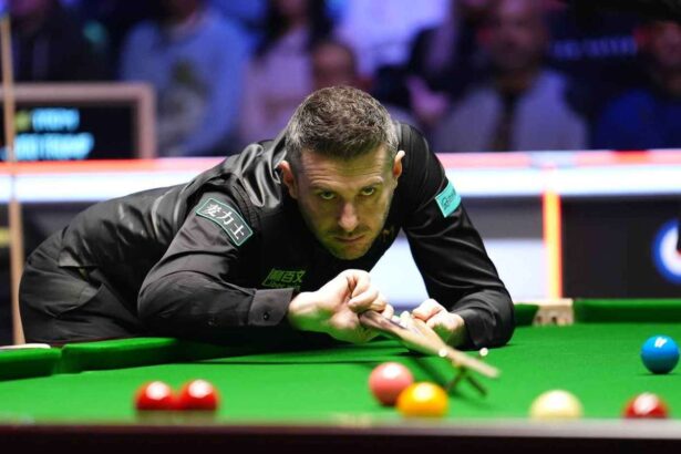 Mark Selby il invinge pe Judd Trump in finala stransa a Campionatelor UK