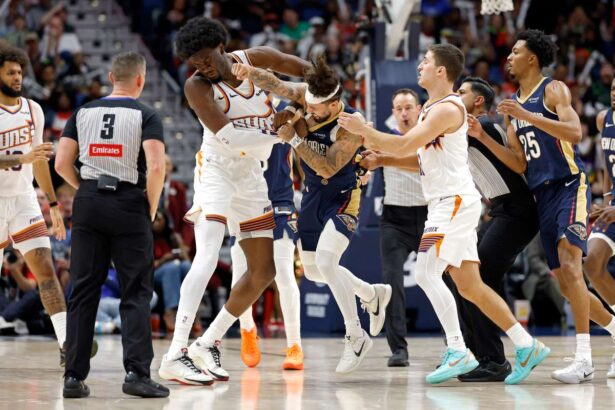 NBA suspenda Jose Alvarado al Pelicans si Mark Williams al Suns dupa lupta de sambata