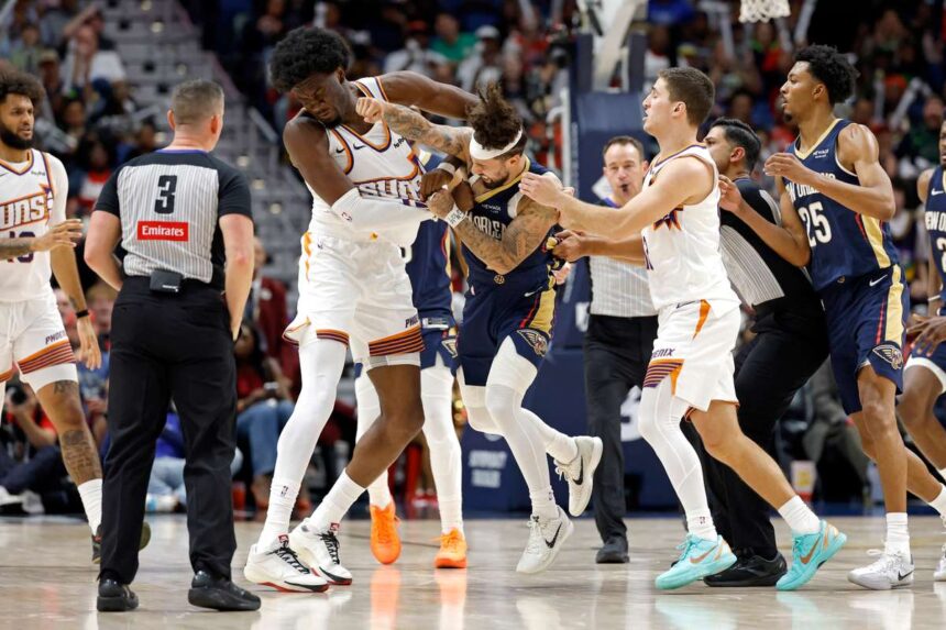 NBA suspenda Jose Alvarado al Pelicans si Mark Williams al Suns dupa lupta de sambata