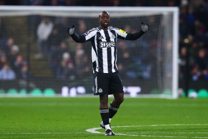 Newcastle invinge Burnley aflat in dificultate 3 1 la Turf Moor