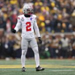 Ohio State Caleb Downs castiga Premiul Fundasului Defensiv 2025