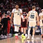 Rezumat NBA Seria de victorii a Spurs s a oprit Bucks castiga