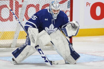 Rezumat NHL Dennis Hildeby isi asigura primul sau shutout din cariera in victoria Maple Leafs impotriva Lightning