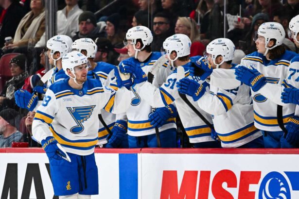 Rezumat NHL Doua goluri ale lui Brayden Schenn conduc Blues peste Canadiens