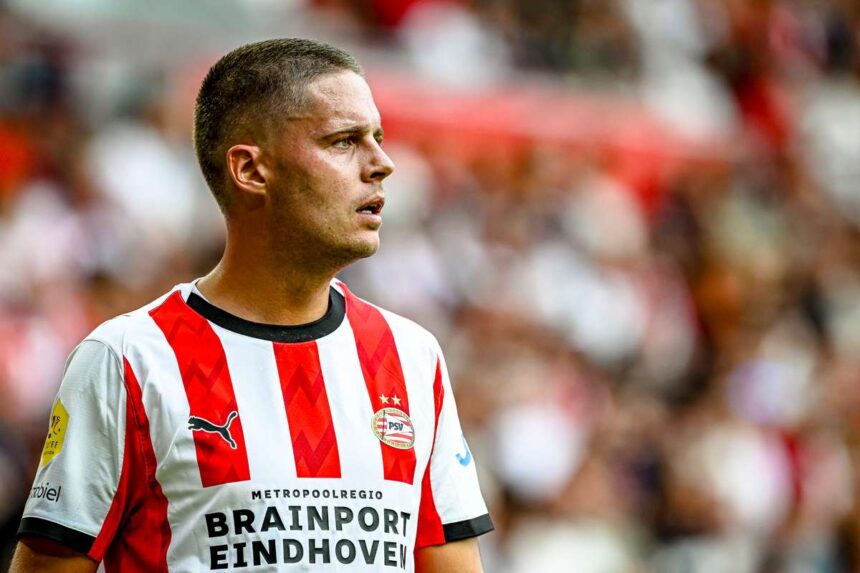 Steaua PSV Joey Veerman se pare ca merge la Fenerbahce in ianuarie