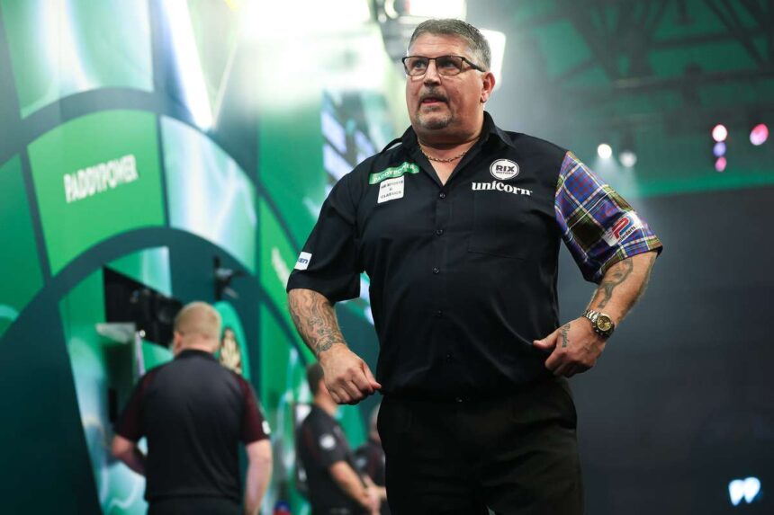 Van Gerwen eliminat de Anderson in timp ce Humphries se confrunta cu Van Veen in sferturi