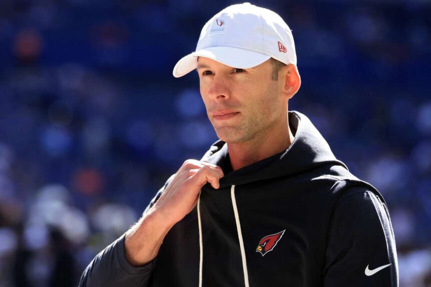 Antrenorul Arizona Cardinals Jonathan Gannon concediat dupa sezonul 3 14