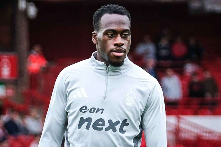 Arnaud Kalimuendo pleaca de la Nottingham Forest pentru a se alatura echipei Eintracht Frankfurt pe imprumut