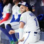 Bo Bichette se va intalni cu Phillies ca agent liber de top nesemnat