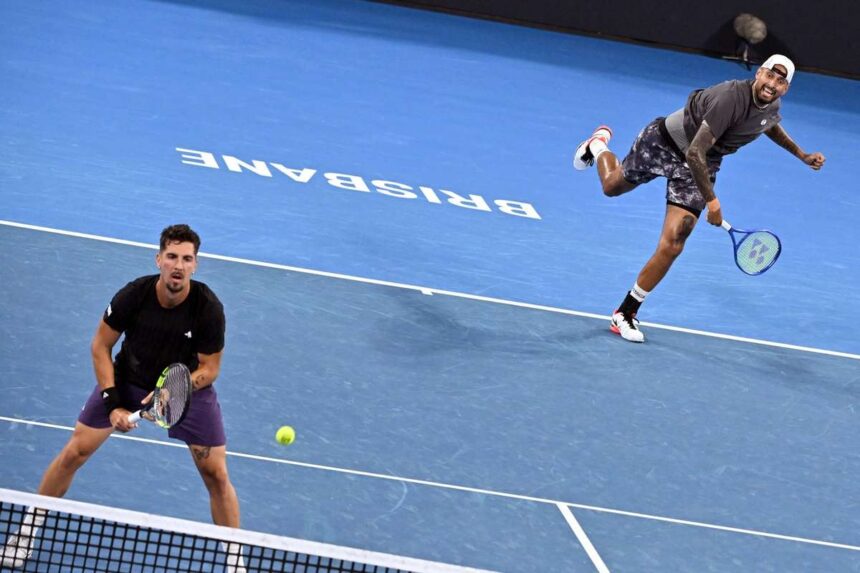 Kyrgios si Kokkinakis triumfa in Brisbane dupa accidentari