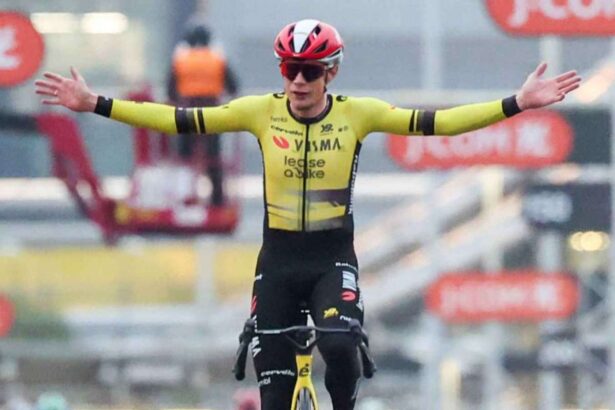 Vingegaard confirma participarea la Giro dItalia Tintind Maglia Rosa