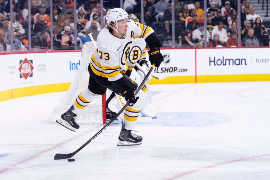 Charlie McAvoy Se Alatura Lui Ray Bourque In Istoria Bruins Dupa Recordul De Serii De Puncte