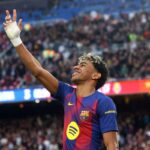 Lamine Yamal marcheaza primul hat trick in La Liga in timp ce liderii Barcelona distrug Villarreal