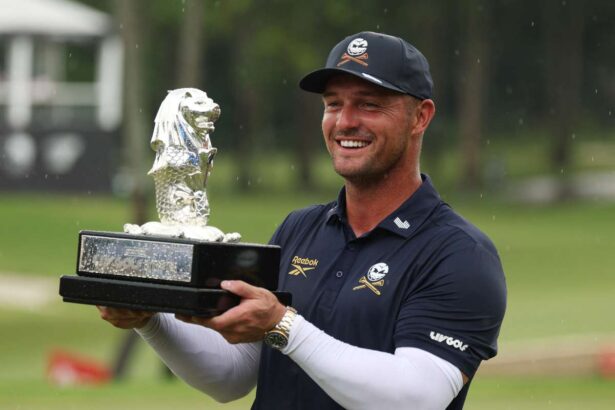 Bryson DeChambeau Castiga Titlul LIV Singapore Dupa Eroarea Lui Richard T Lee