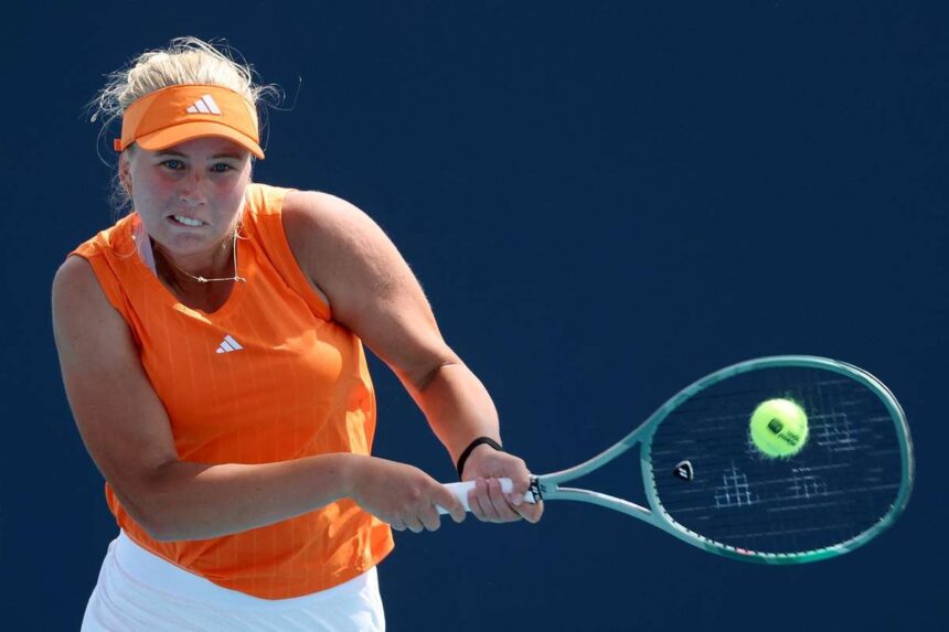 Clara Tauson se retrage in setul trei impotriva lui Boulter la turneul WTA 1000 din Miami