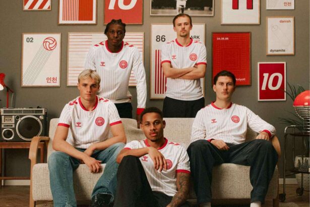 Danemarca dezvaluie noul echipament de afar pentru debut in playoff urile de calificare la cupa mondiala