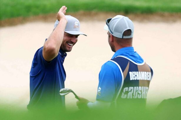 DeChambeau iaza doua lovituri avans la LIV Golf in Africa de Sud