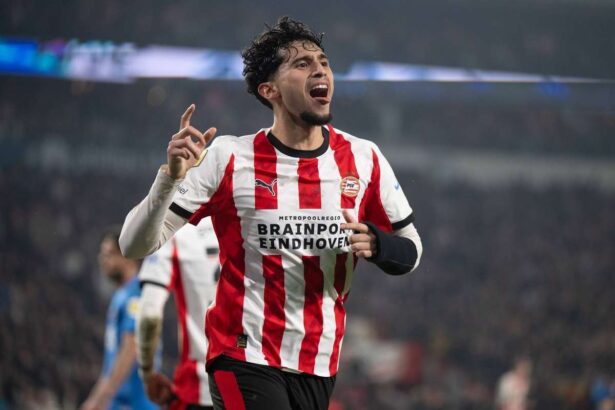 Fulham ajunge acord cu atacantul PSV Ricardo Pepi