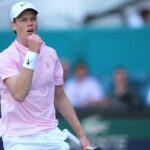 Jannik Sinner domin Frances Tiafoe pentru a asigura un loc in semifinalele Miami Open