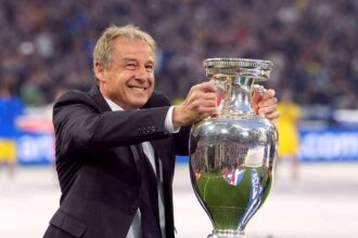 Jurgen Klinsmann Interesat de Locul de Munca de la Tottenham Spune ca Au Nevoie de Cineva Care Stie Clubul