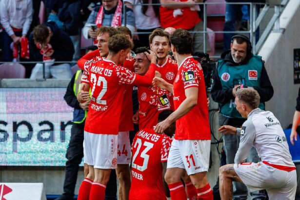 Nebel marcheaza un gol dramatic tarziu iar Mainz socheaza Eintracht Frankfurt sperantele europene
