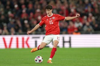 Riemer revitalizeaza complet apararea daneza pentru un qualificare cruciala la campionatul mondial in copenhaga