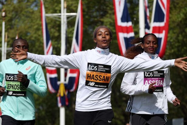 Sifan Hassan Renunta la Maratonul de la Londra Din Cauza unei Leziuni la Achile