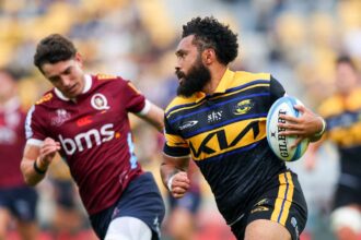 Super Rugby Sumar Hurricanes Raman pe Primul Loc cu Victorie Dominanta Asupra Reds