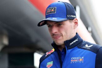 Verstappen Scelebreaza Weekendul F1 Cu 24 De Ore De Victoria Nurburgring