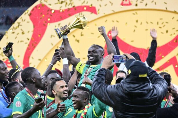 legende africane adepoju si mido critica caf pentru controversa titlului afcon