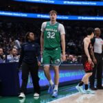 Anul Remarcabil al lui Cooper Flagg se incheie cu o accidentare in timp ce starul Dallas Mavericks se coteste