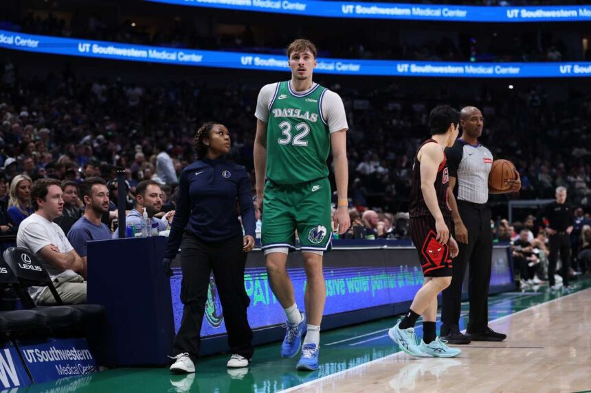 Anul Remarcabil al lui Cooper Flagg se incheie cu o accidentare in timp ce starul Dallas Mavericks se coteste