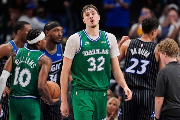 Cooper Flagg marcheaza 51 puncte stabilind record NBA pentru un adolescent