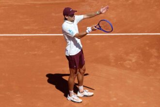 De Minaur experimenteaza o iesire neasteptata timpurie din Barcelona Open