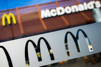 FC Copenhaga Suporter Lanseaza Boicot impotriva Restaurantului McDonalds din Interiorul Stadionului
