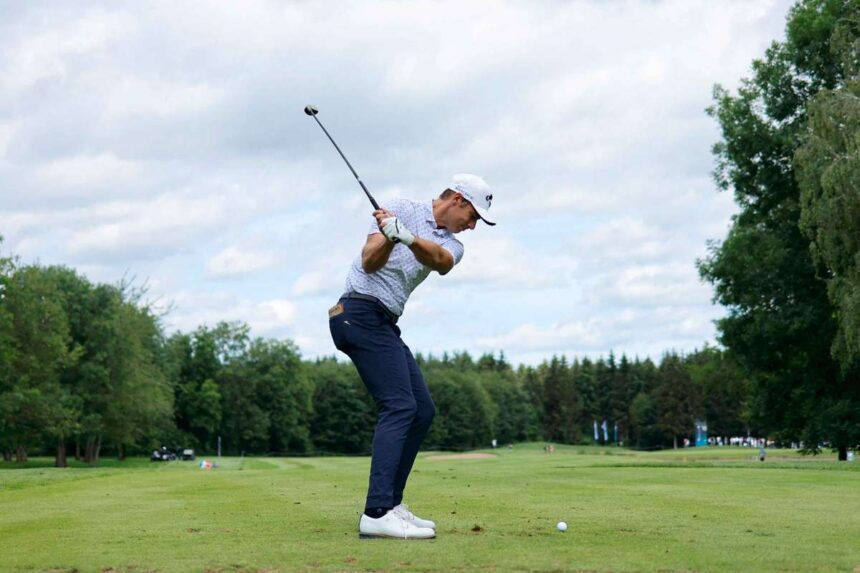 Golfer italian Pavan se repune bine dupa ce a cazut iasi dintr un scaun de lift intr un accident horror