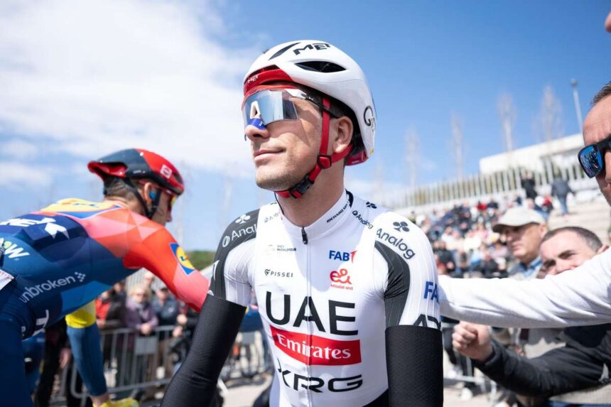 Joao Almeida se retrage de la Giro dItalia din cauza unui virus care ii afecteaza pregatirile